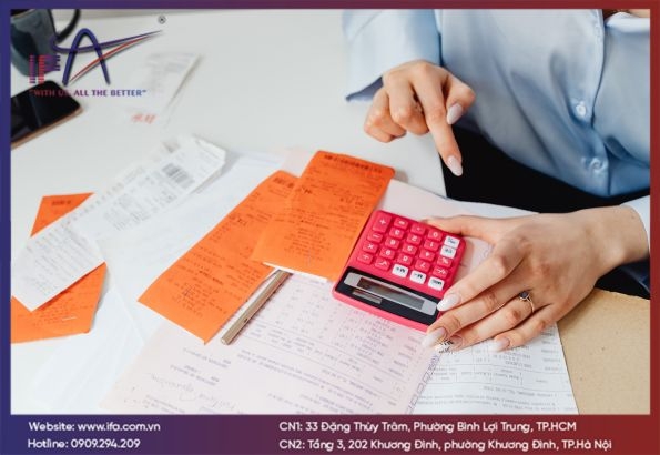 Hướng dẫn quy trình đóng sổ sách kế toán chuẩn, tránh sai sót