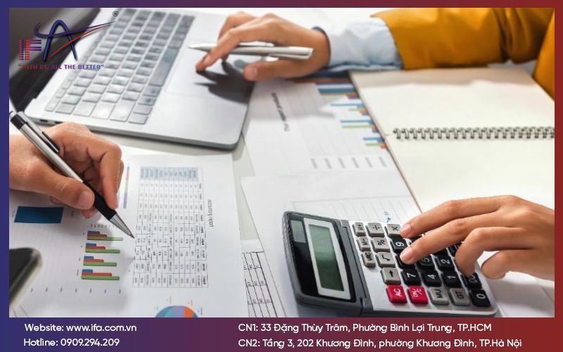  Kiểm toán tài chính doanh nghiệp 