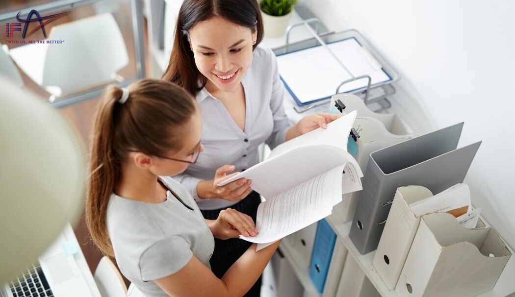 Quy trình kiểm toán công ty bắt đầu từ việc kiểm soát chặt chẽ từng chứng từ kế toán.