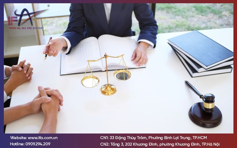 Rủi ro pháp lý là gì?