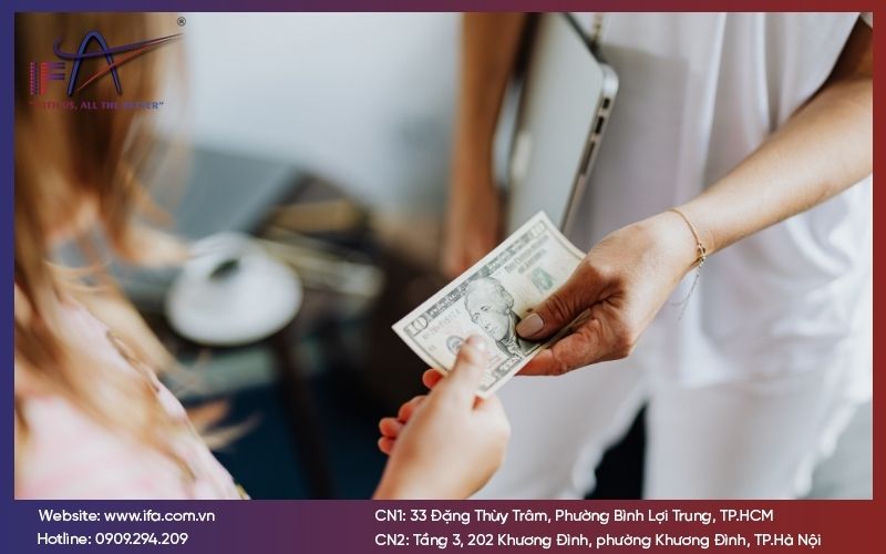 Trả lương từ 5 triệu bằng tiền mặt có được tính chi phí?